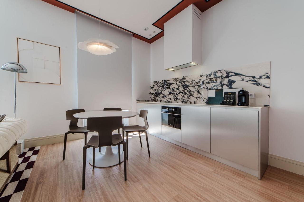 Apartamentos Soho Boutique Hoy No Me Puedo Levantar Madrid Bagian luar foto