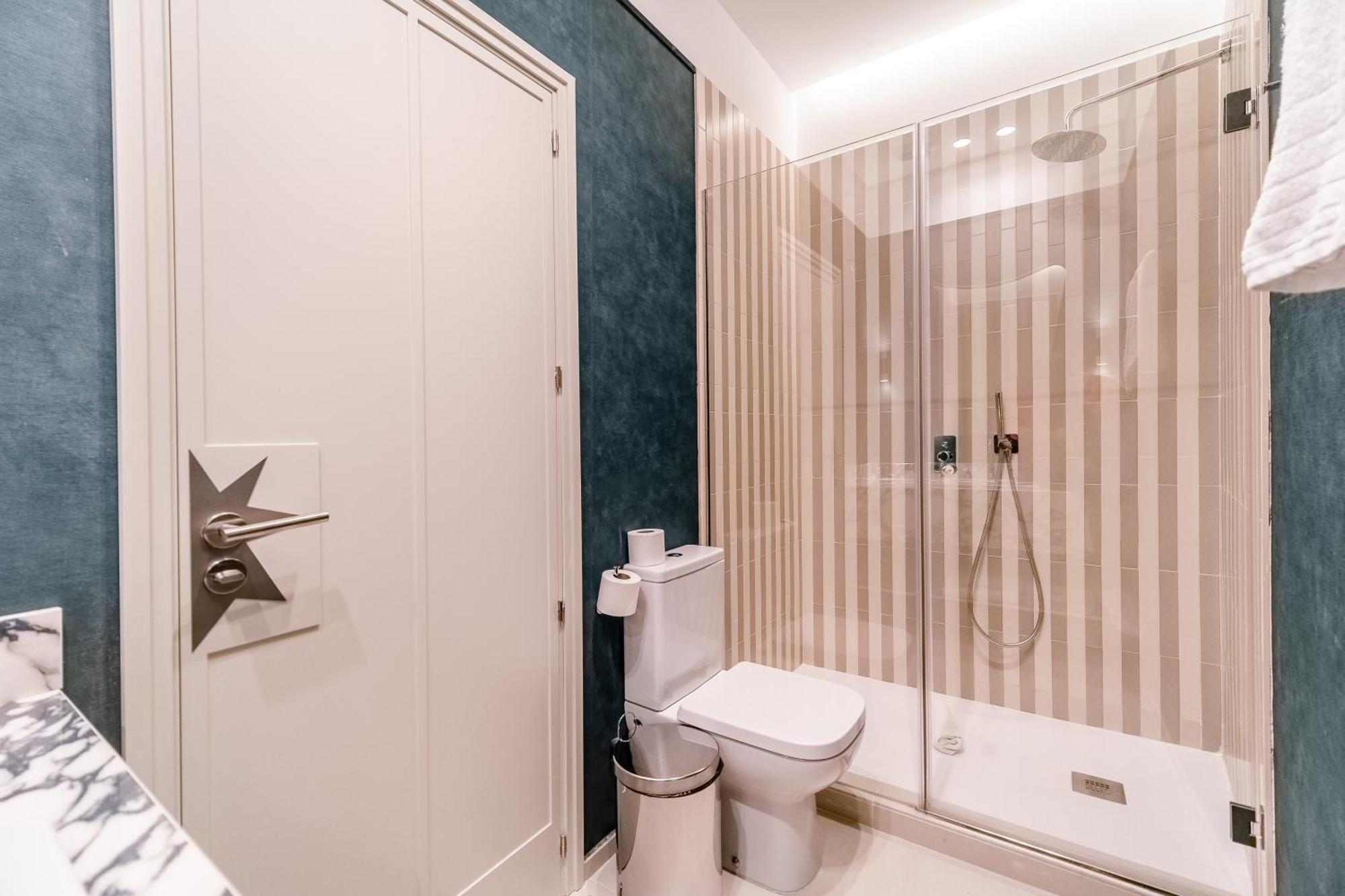 Apartamentos Soho Boutique Hoy No Me Puedo Levantar Madrid Bagian luar foto